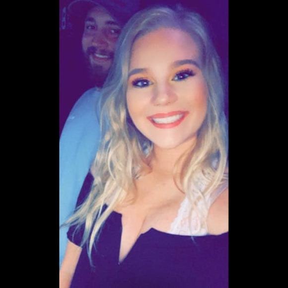 Meet your Posher, Cheslyn - Picture 1 of 1